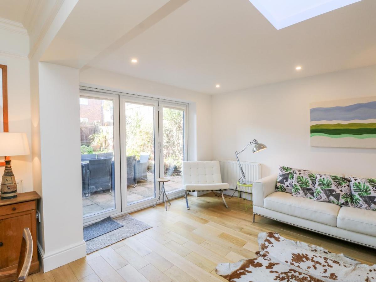 Dovedale, Ryde Villa Eksteriør billede